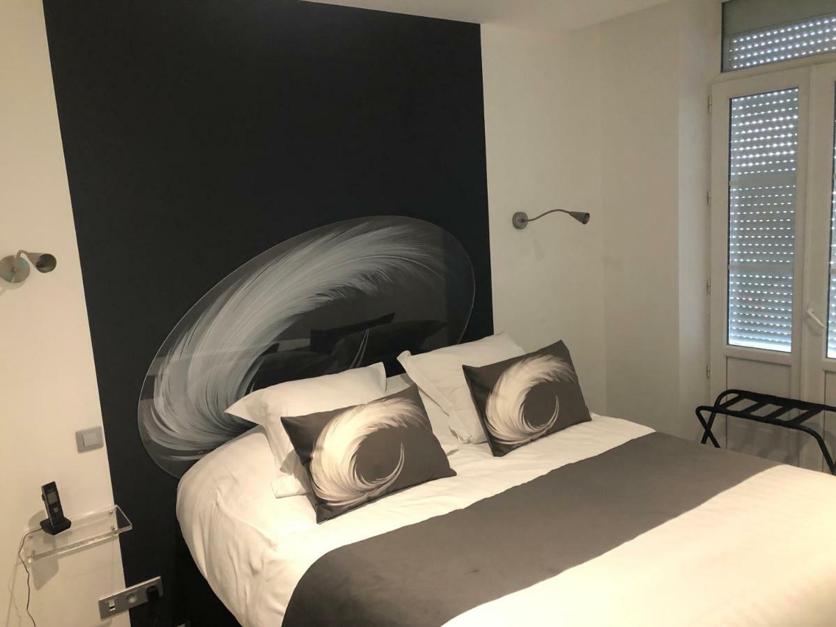 Hotel Du Lion D'Or Marmande Kültér fotó